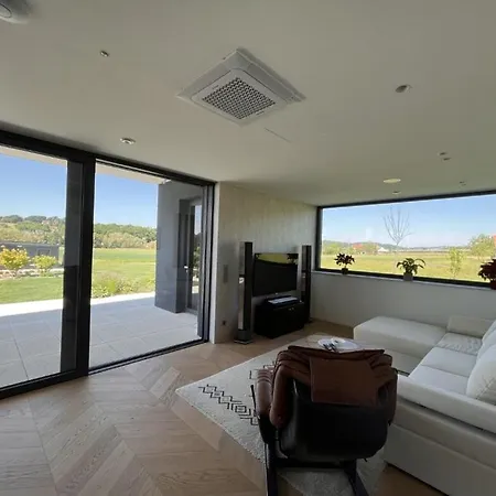 Smart & Wellness Villa